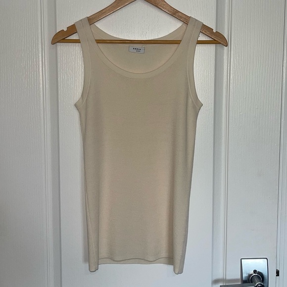 AKRIS PUNTO Essentials Collection Scoop neck Sleeveless 100% Wool Switzerland 6 - Picture 2 of 8